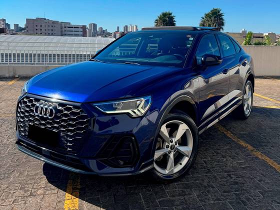 AUDI Q3 2.0 40 TFSI GASOLINA SPORTBACK PERFORMANCE BLACK QUATTRO TIPTRONIC AUDI Q3 2.0 40 TFSI GASOLINA SPORTBACK PERFORMANCE BLACK QUATTRO TIPTRONIC